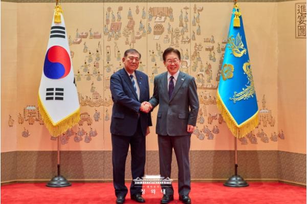 이재명 대통령, 이시바 시게루 전 일본 총리 오찬 기사 이미지